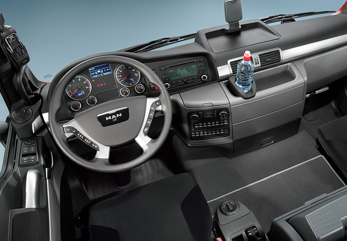 Кабина M - Место водителя